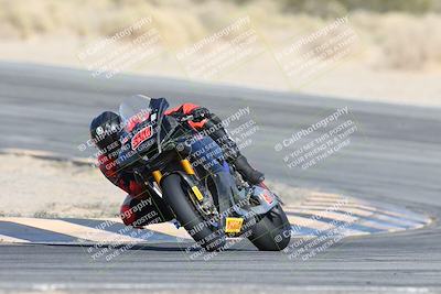 media/Dec-07-2025-CVMA (Sun) [[3e7d2de5dc]]/Race 6-The Shootout/